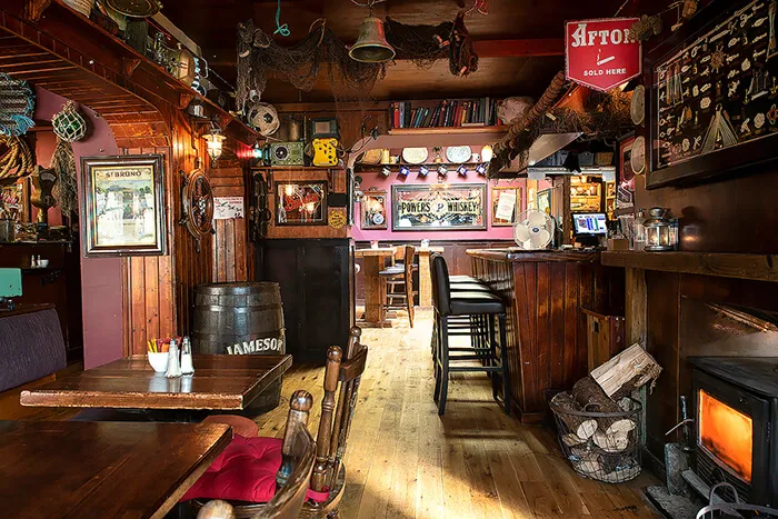 Interior of Veldons Seafarer pub in Letterfrack, Connemara. A traditional style Irish pub. wp-image-1224