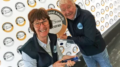 David and Christina Keane of DK Connemara Oysters with their Blás na hÉireann 2025 award.
